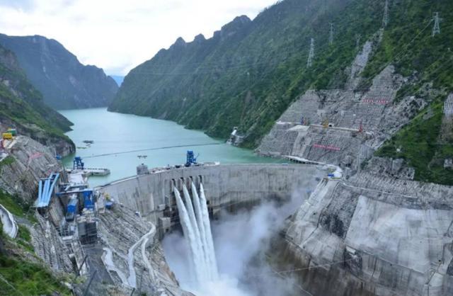 雅魯藏布江水電站.jpg